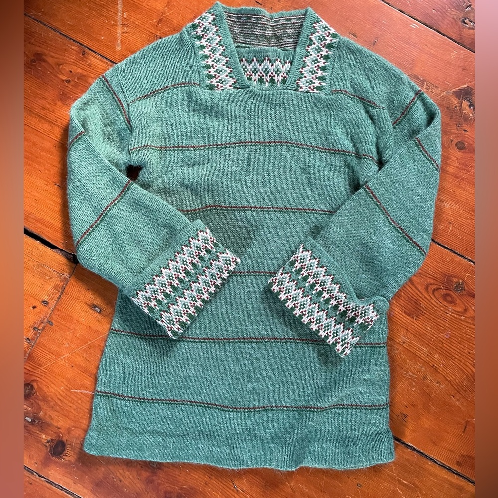 VTG Garland Scandi sweater, medium